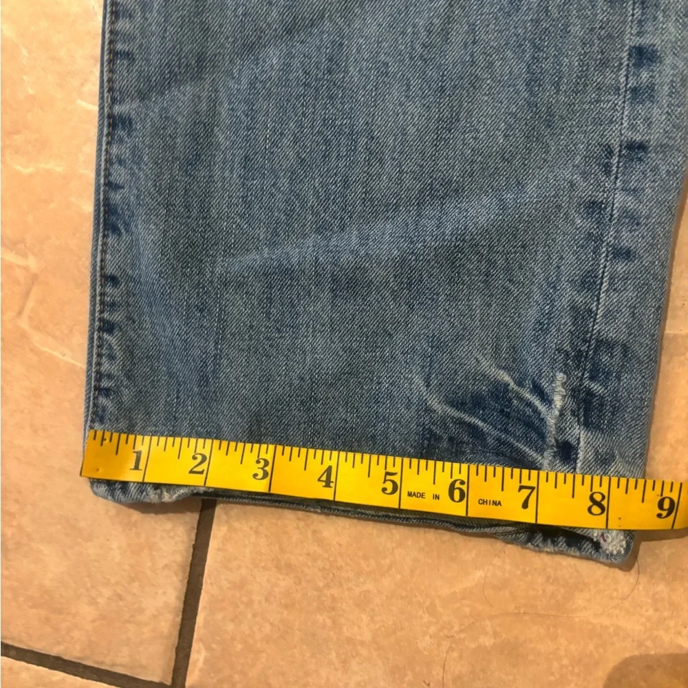 Distressed Hollister Jeans‎